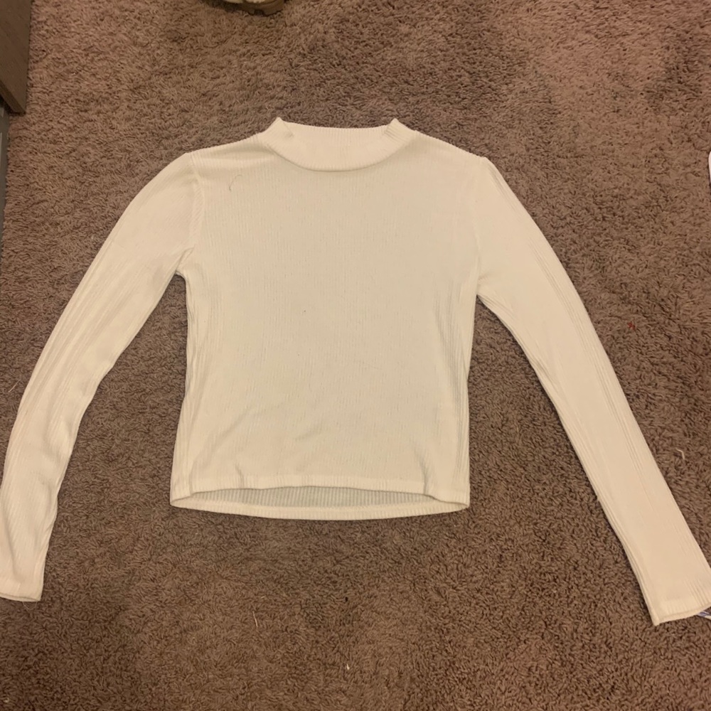 White long sleeve shirt
